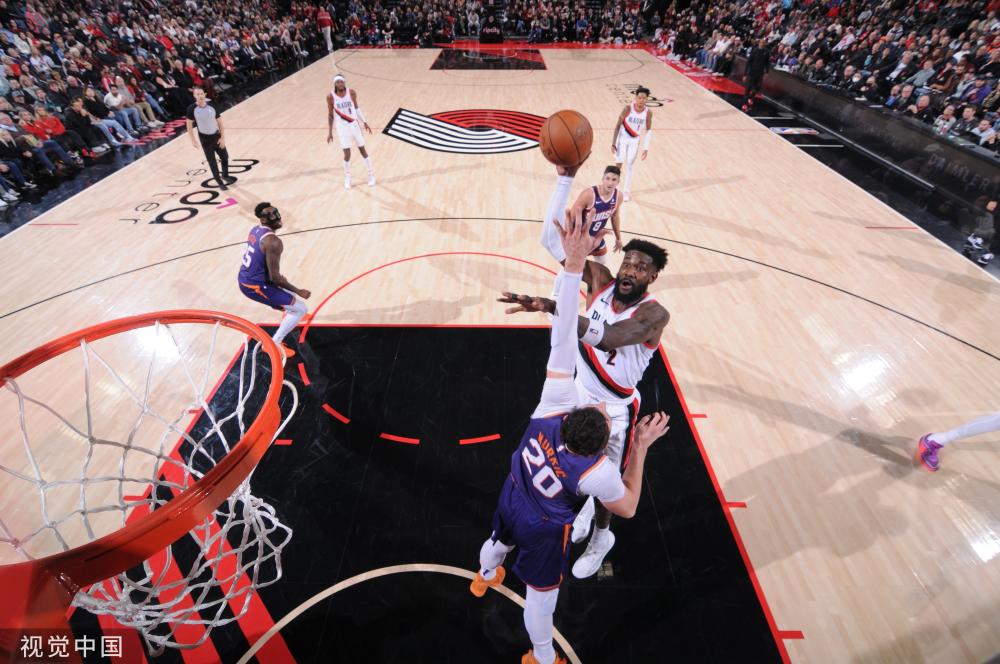 这位年轻小 这位年轻小