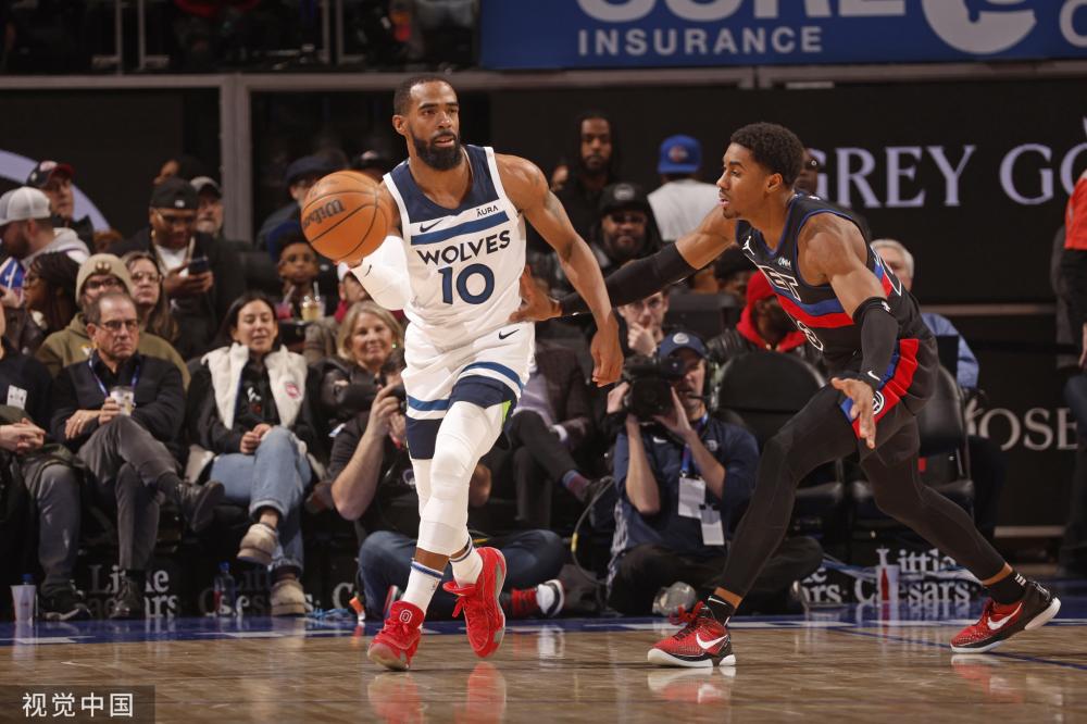 些球迷来说 些球迷来说